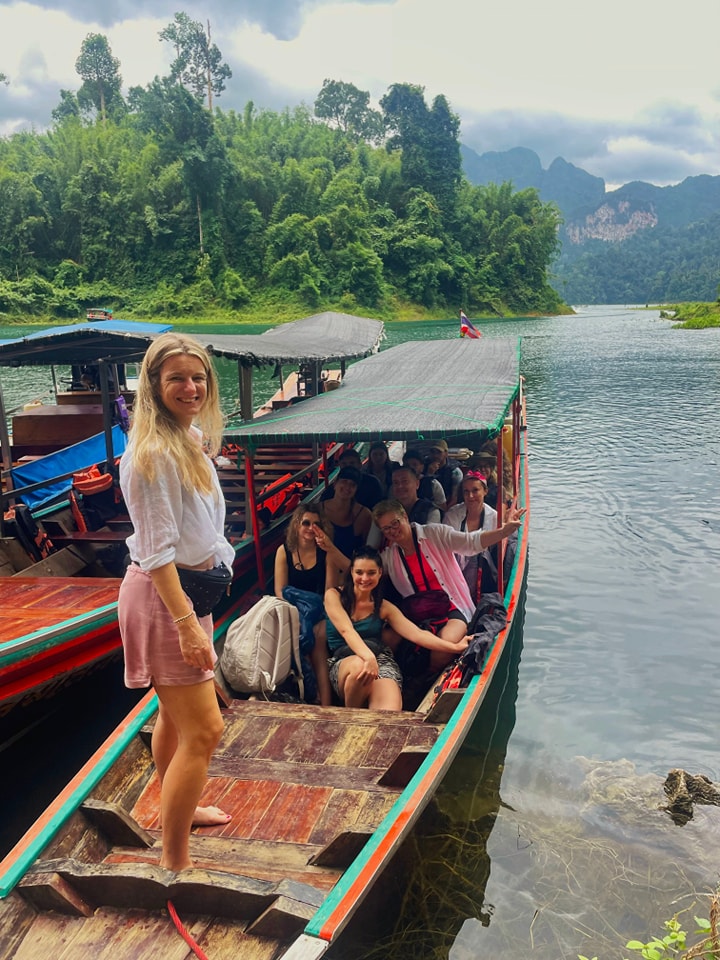 Tajlandia - jezioro Cheow Lan Lake w dżungli Khao Sok.jpg